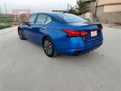 نيسان ألتيما